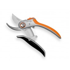 SNOEISCHAAR FISKARS PLUS POWERLEVER P751 BYPASS METAAL, KNIPT TOT 24 MM